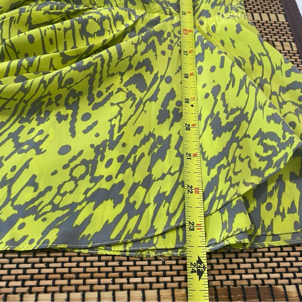Yoana Baraschi Neon Printed Peplum Blouse XS V-Neck Preppy Feminine Lightweight - Picture 7 of 7